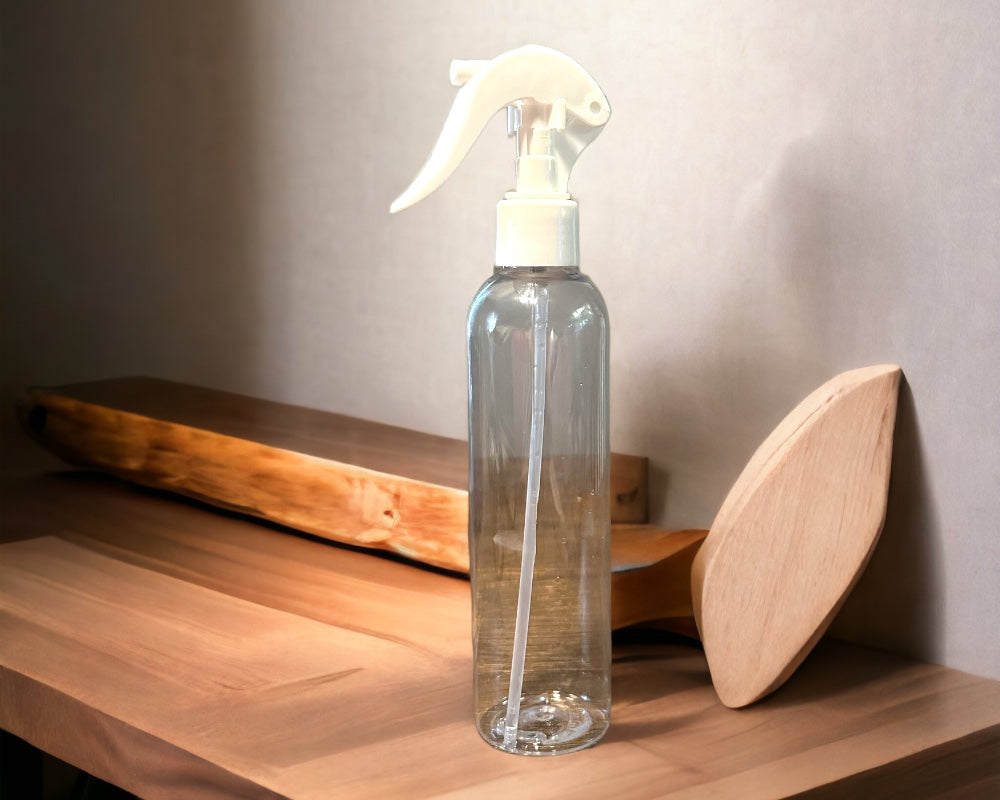 8 oz Cosmo Bottle + Fine Mist Sprayer - Clear/White